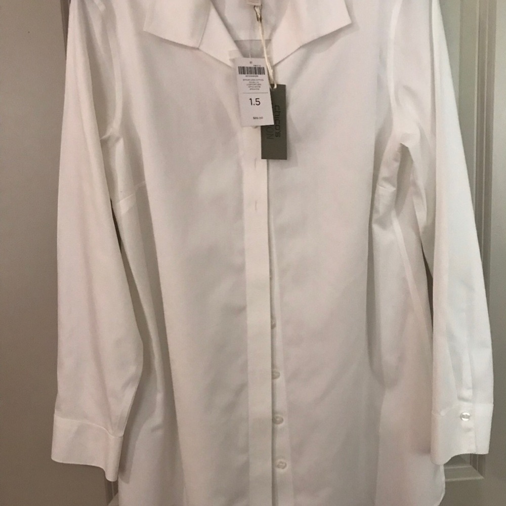 NWT Chicos No Iron Top Long Sleeve Tunic Length Size 1.5 White